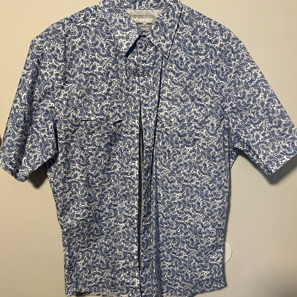 Wrangler Men's Casual Blue and White Shirt